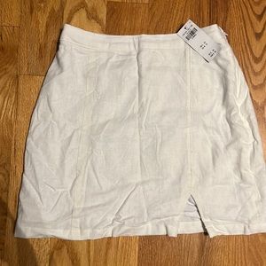 Brand New: White Linen Abercrombie Skirt